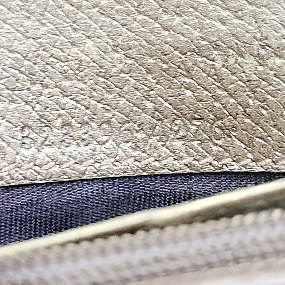 Gucci GG Monogram Wallet On Chain - Picture 6 of 7